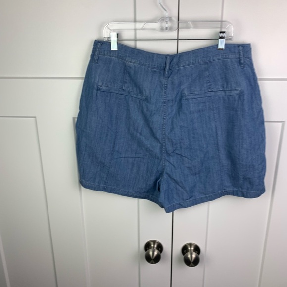 NWT Madewell Size 32 Pintuck Denim Shorts Chambray - Picture 6 of 6